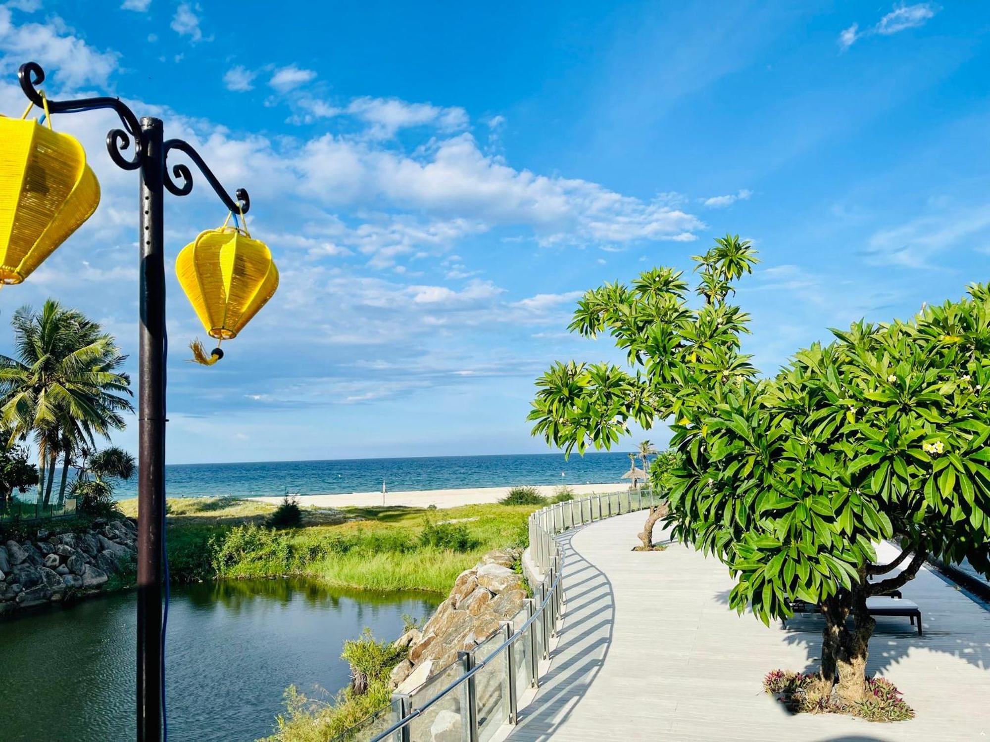 Diamond Beach Villa Da Nang Exterior foto